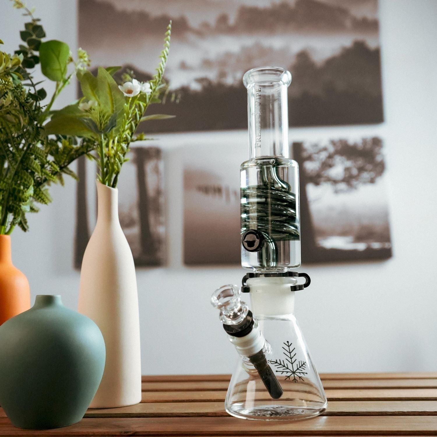 Freeze Pipe Beaker Bong - SmokeWeed.com