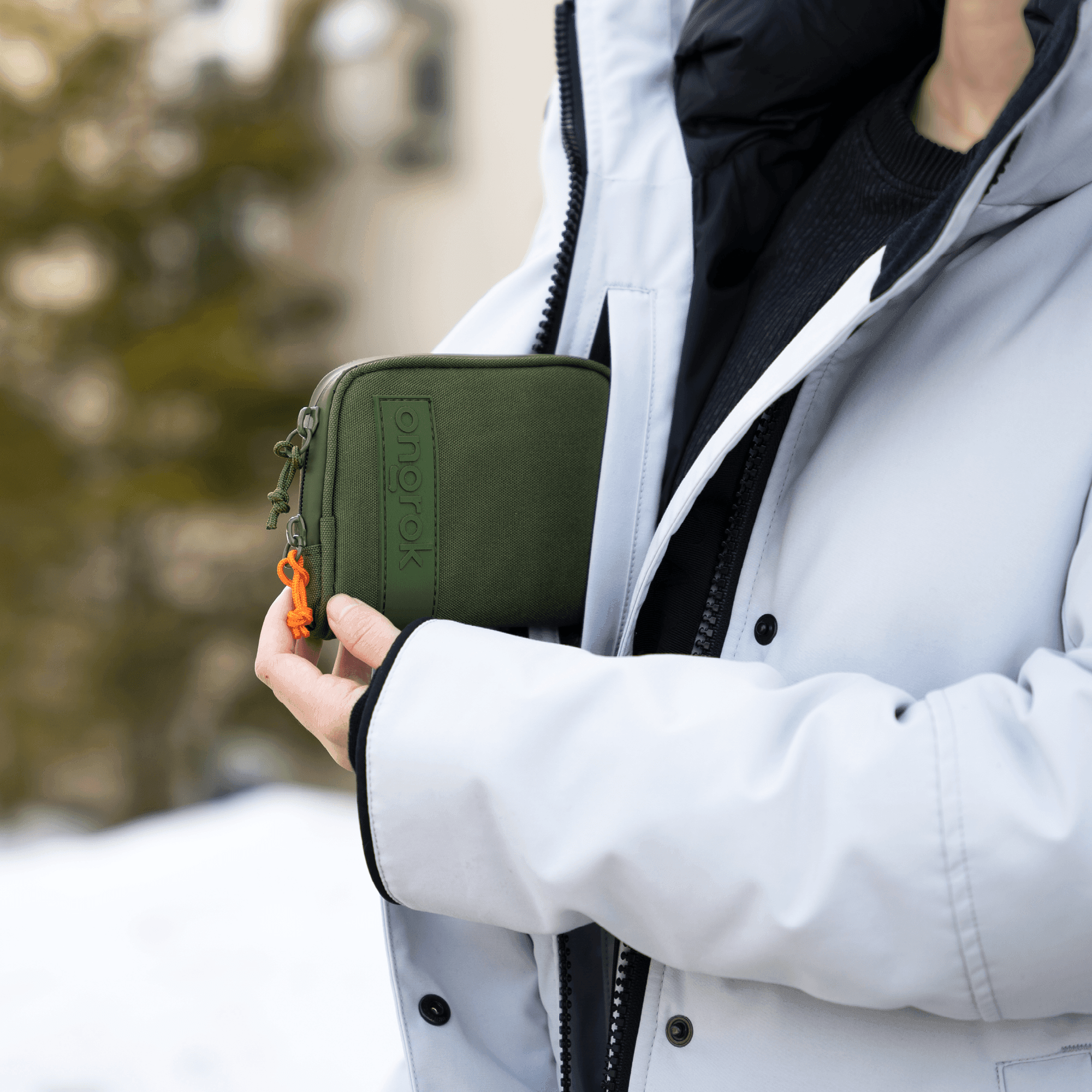 Ongrok Carbon-lined Wallets with Combination Lock V 2.0 | 3" Sizes (Small, Medium, Large) - SmokeWeed.com