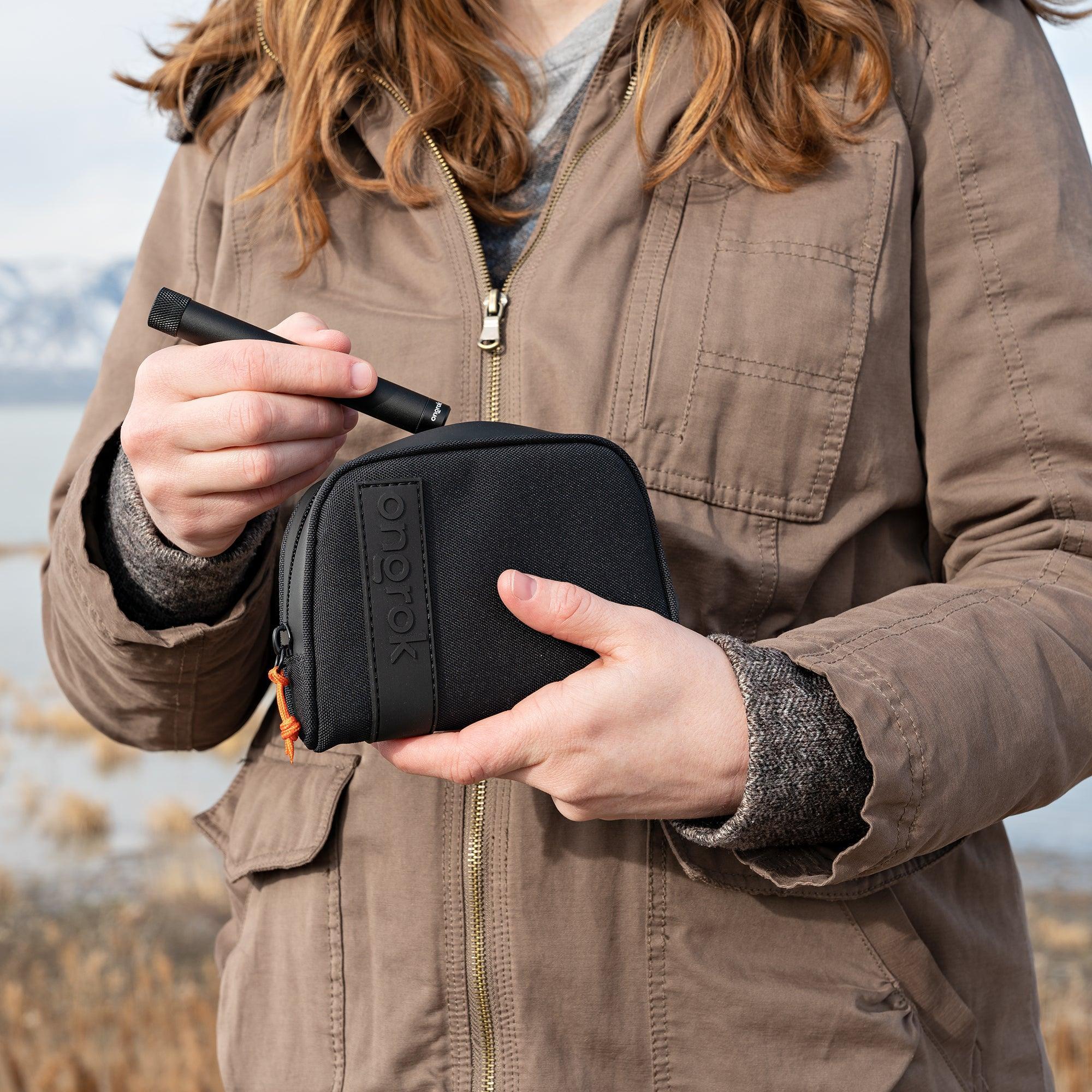 Ongrok Carbon-lined Wallets with Combination Lock V 2.0 | 3" Sizes (Small, Medium, Large) - SmokeWeed.com